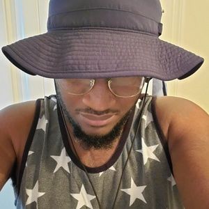 Meet your Posher, Mackenson